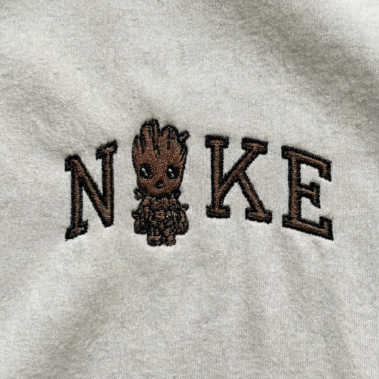 GROOT T-SHIRT