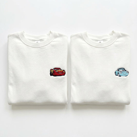 Duo Cars : vêtements brodés assortis