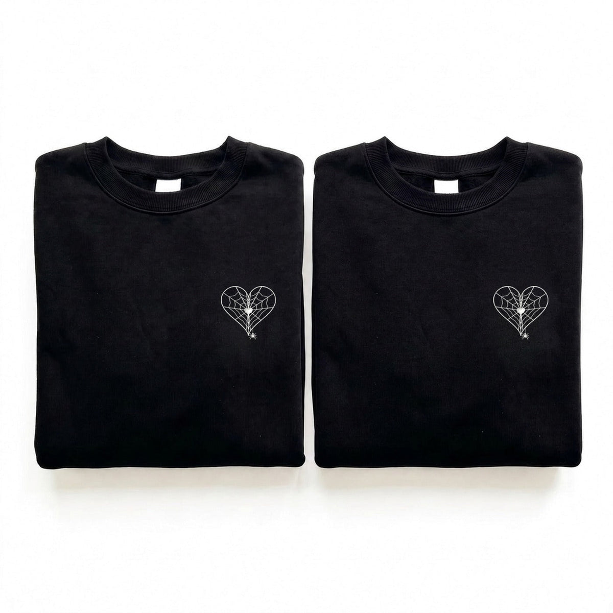 Duo Cœur toile d'araignée : vêtements brodés assortis