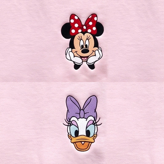 Duo Minnie et Daisy : broderie de près