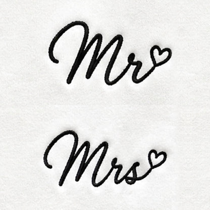 Duo Mr et Mrs : broderie de près