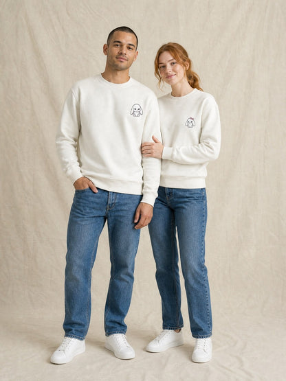 Duo de pulls brodés Lapin et lapine portés en couple